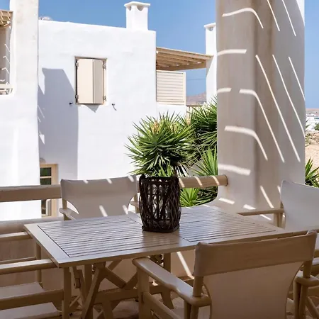 1 Bedroom Cycladic House @ For 4 * Naousa (Paros)